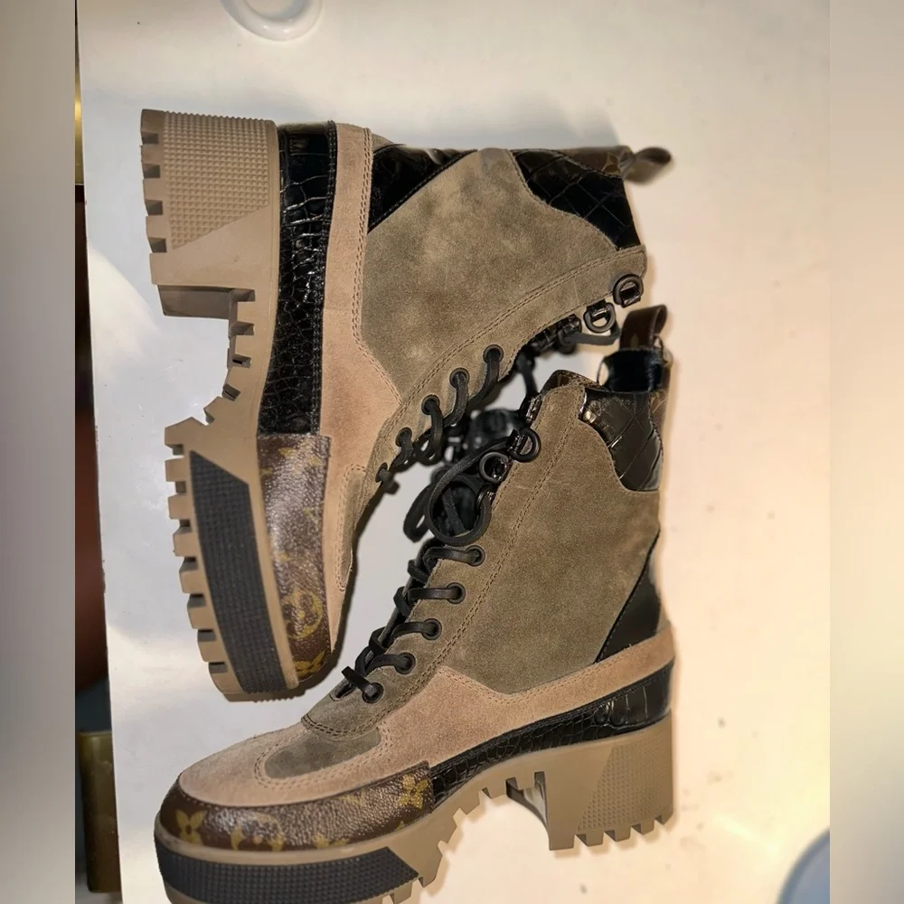 LOUIS VUITTON LAUREATE PLATFORM DESERT BOOT SIZE 37 - Picture 4 of 13